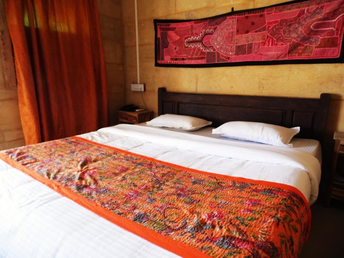 Hotel Heera Court Jaisalmer Exteriör bild