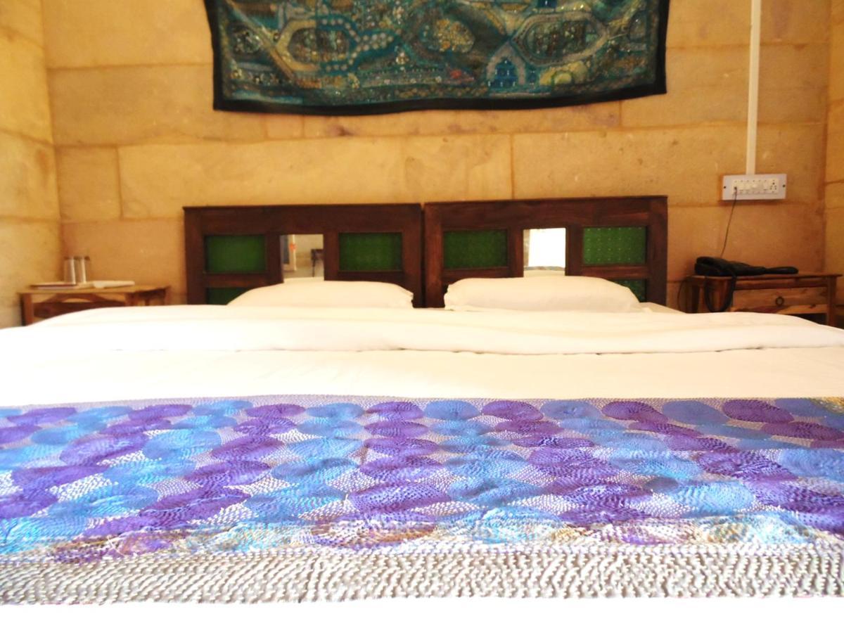 Hotel Heera Court Jaisalmer Exteriör bild